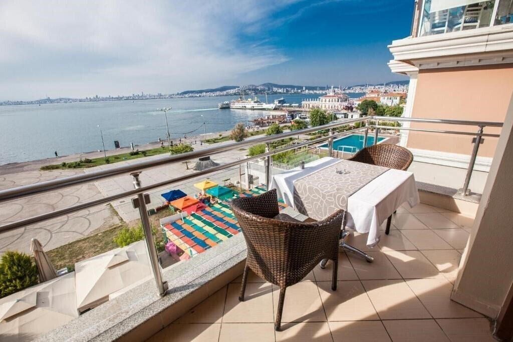 Картинка Buyukada Comfort Hotel 4*