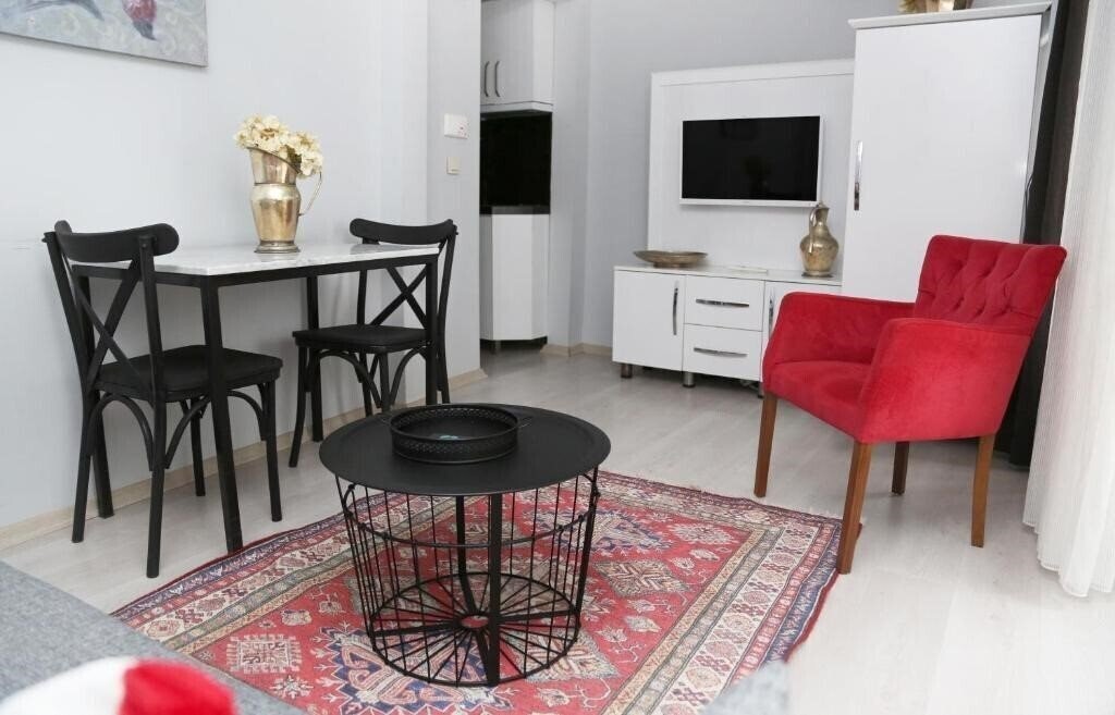 Картинка Ditto Flats 3*