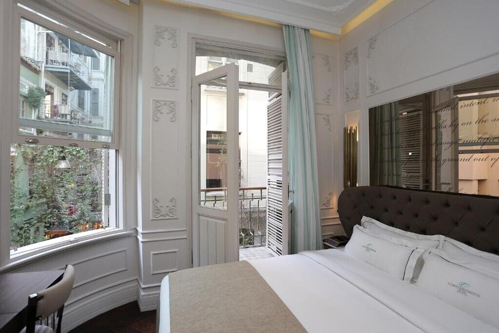 Zdjęcia Fuga Suites (ex. Fuga Hotel Constantinidis, Fuga Design Apartments) 4*