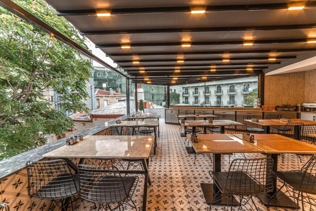 Zdjęcie World Heritage Center Hotel (ex. Esra Sultan Petrol Hotel) 3*