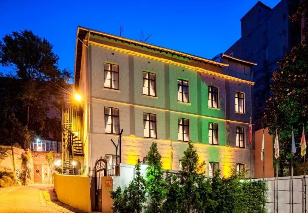 Hotel Element Garden Otel (ex. Element Garden Hotel) 3*