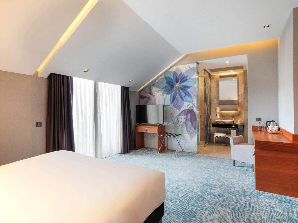 Фото Ibis Styles Istanbul Atasehir 4*