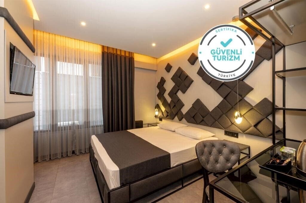 Hotel White Palace Hotel 3*