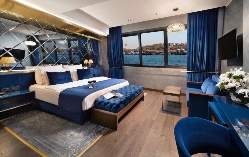 Готель The Wings Hotel Istanbul 4*