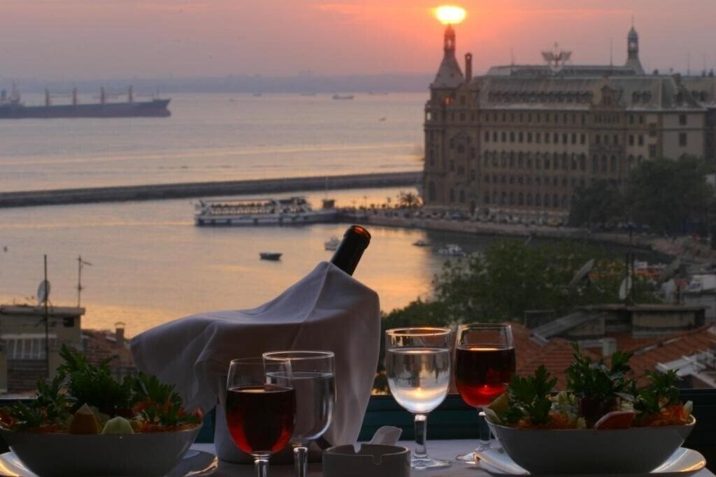 Готель Istanbul Kadikoy 3*