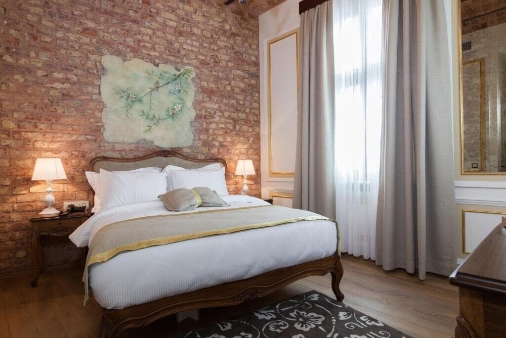 Zdjęcia Pera Parma Hotel 4*