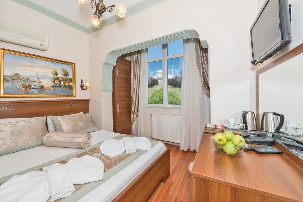 Hotel Lamp Hotel (ex. Turgut Hotel) 3*