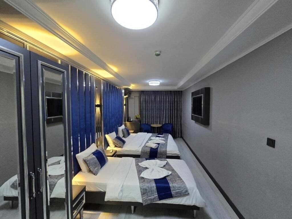 Zdjęcie Blue Plus Hotel (ex. Net House Hotel, Taksim Net Hotel) 3*