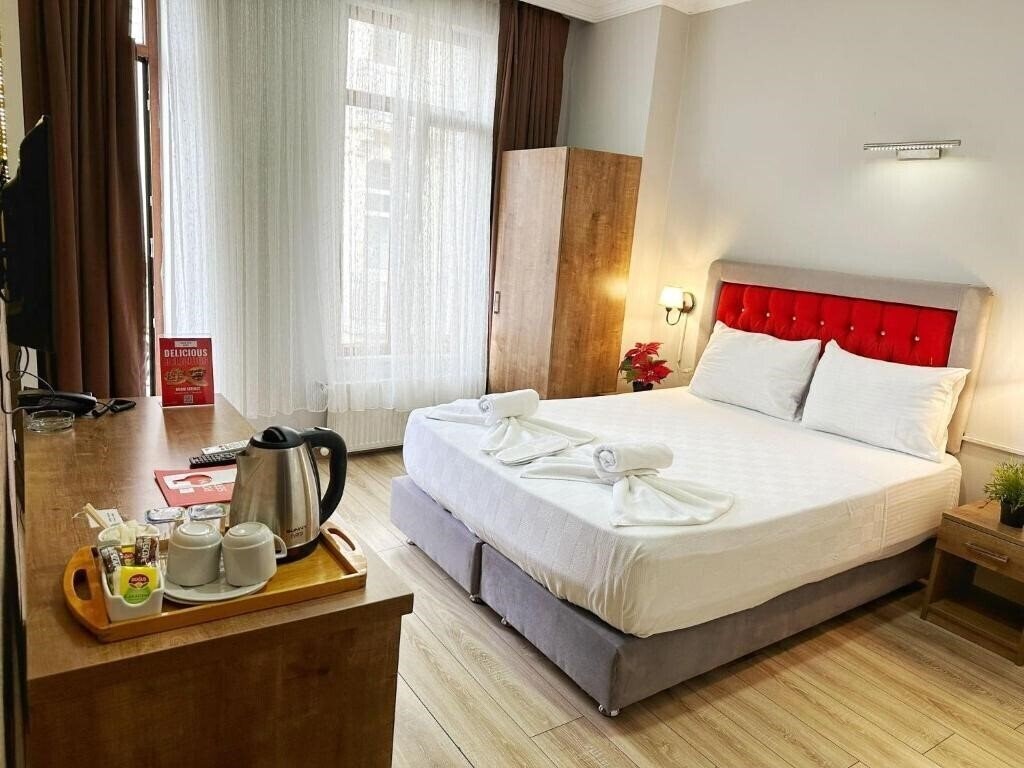 Готель Taksim Park Suites 2*
