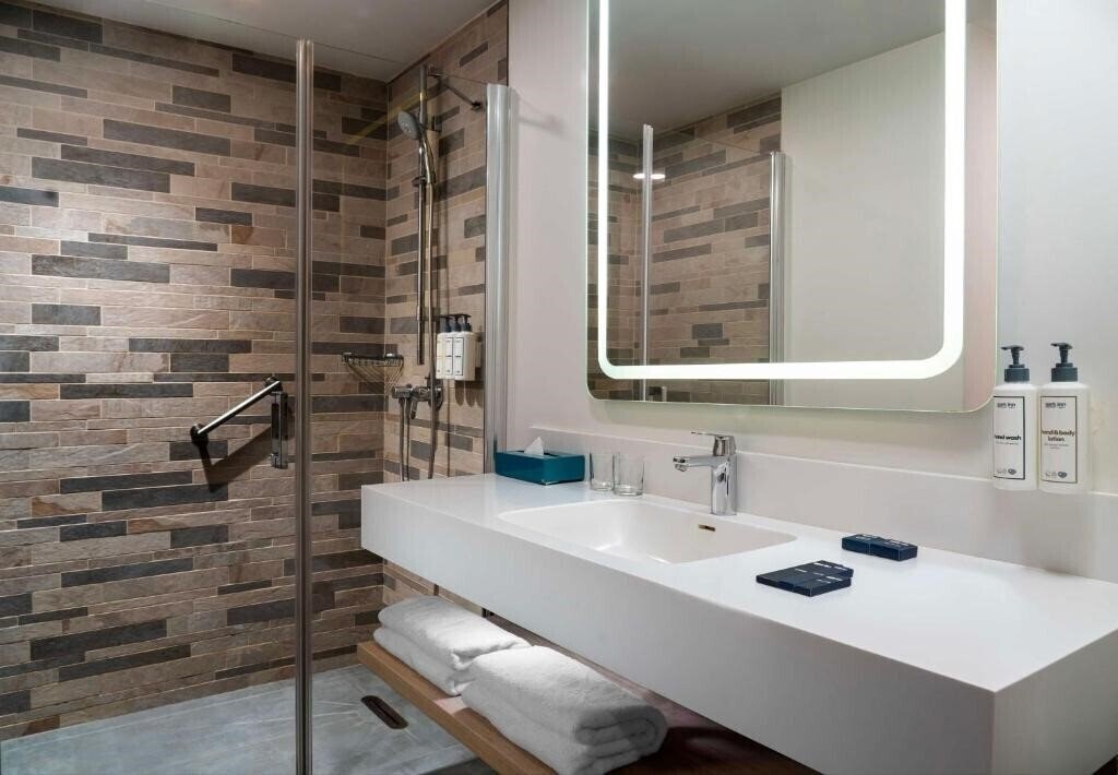 Zdjęcie Park Inn By Radisson Istanbul Airport Odayeri 4*