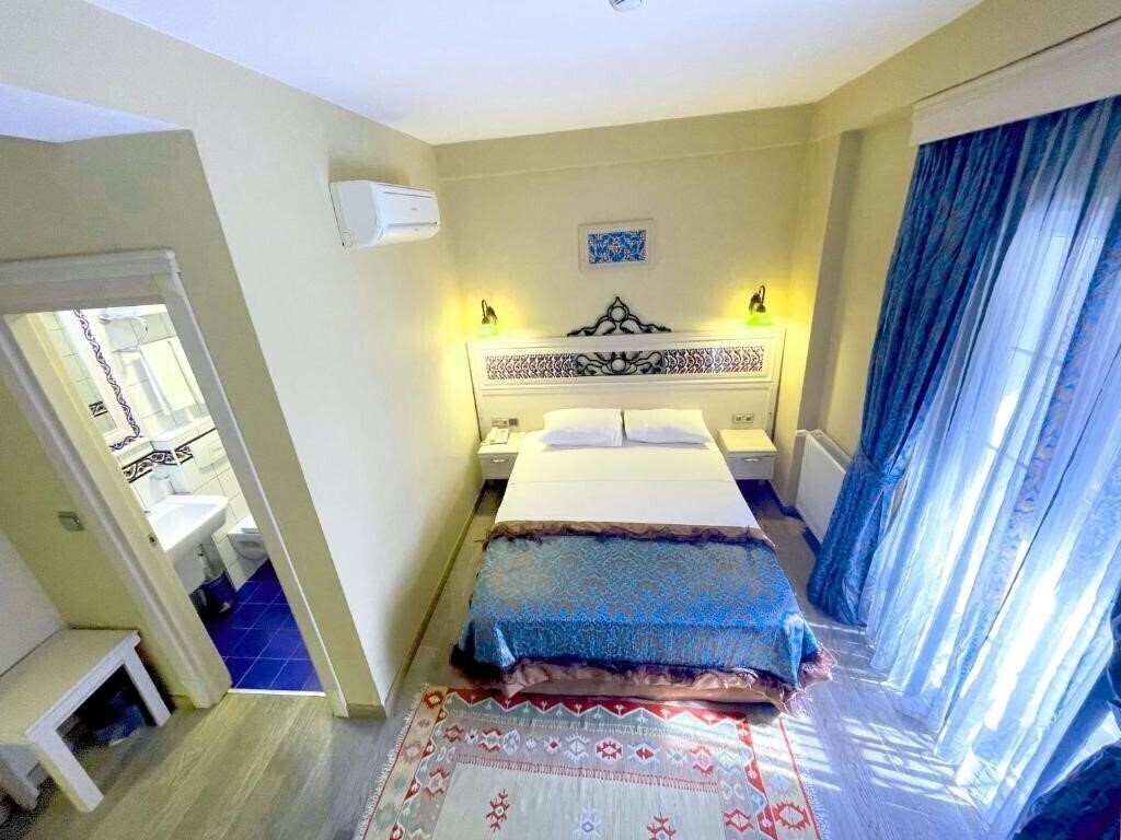 Hotel Novano 3*
