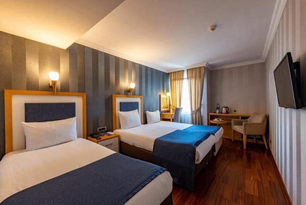 Зображення Nova Plaza Hotel Taksim Square (ex. Manesol Boutique Lamartine Park) 3*