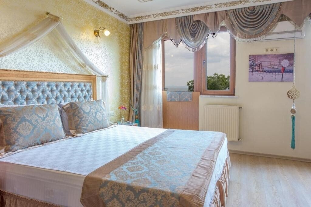 Hotel Seahouse Suites (ex. Ottomania) 4*