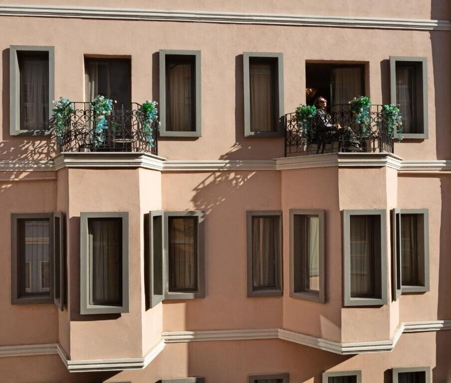 Фотография Hotel Des Arts Galata Boutique 3*