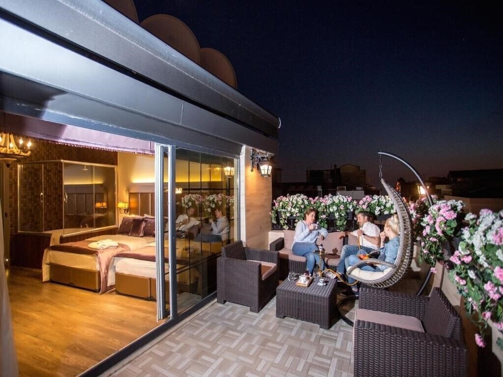 Готель Beyond Style Hotel (ex. Bonne Sante Hotel, Suite Home Istiklal Butik) 3*