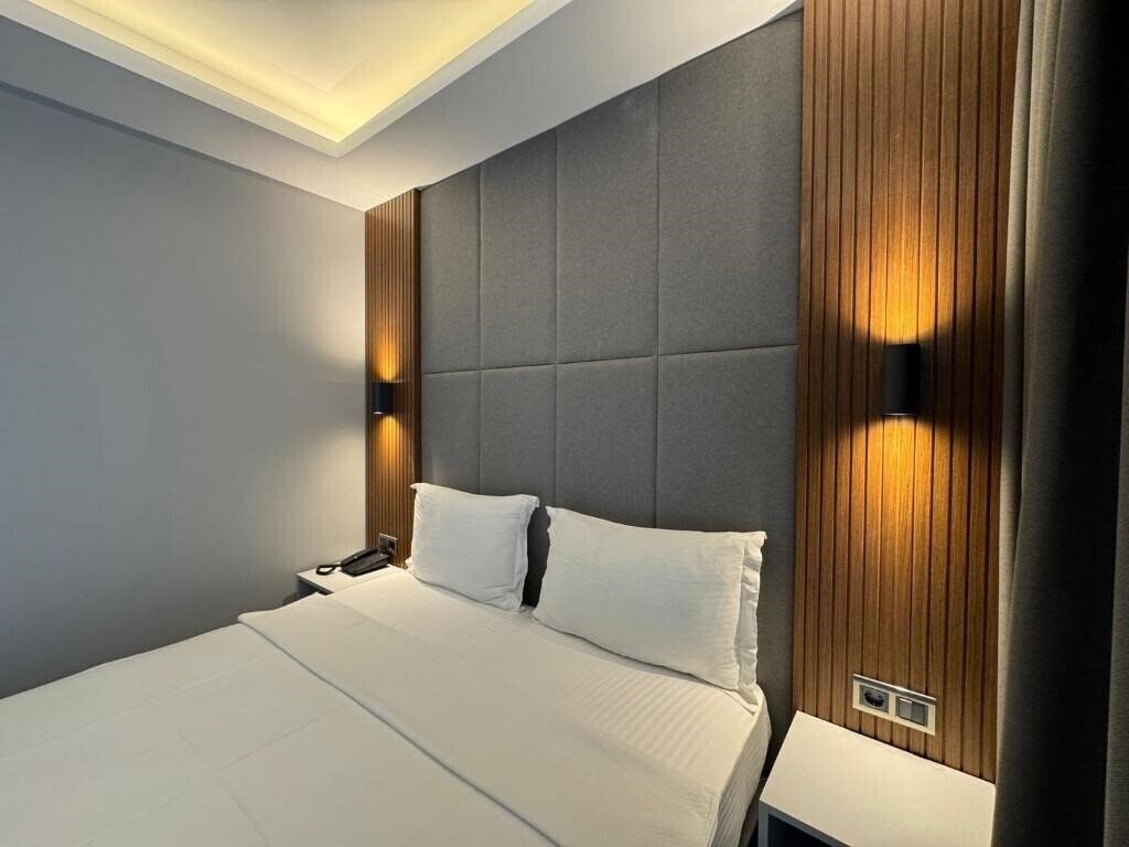 Фотографія Center Hill Hotel (ex. Peripetie, El Blanco) 3*