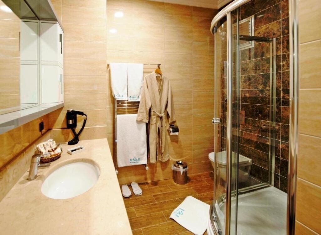 Фотографія Lir Residence Suites 3*