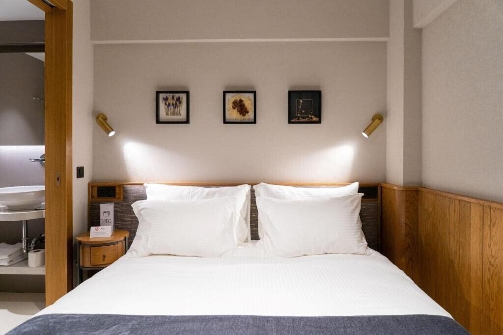 Zdjęcie Meg Hotel (ex. Old Panorama Hotel) 3*