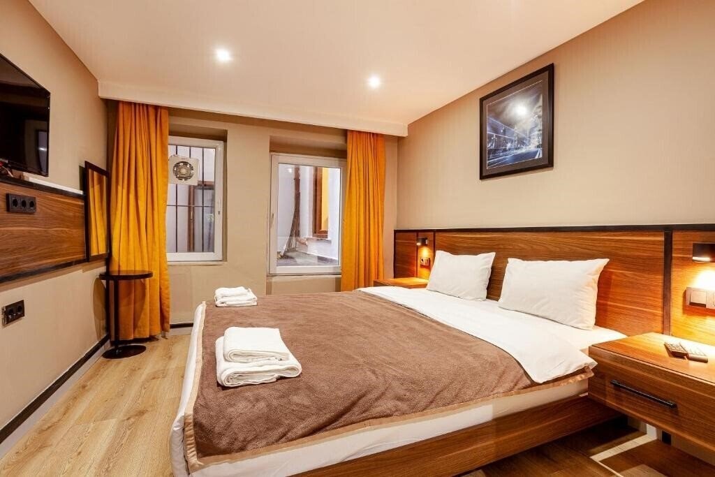 Zdjęcia Aram Kerasi Rooms (ex. Mayer Select Hotel) 3*