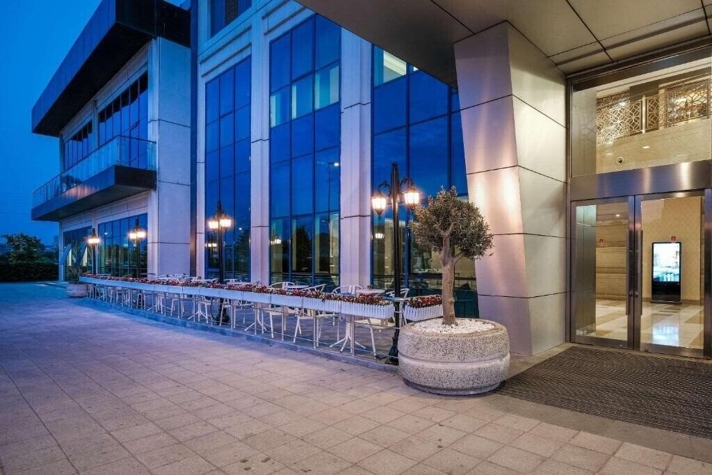 Фотографія Clarion Hotel Istanbul Mahmut Bey 5*