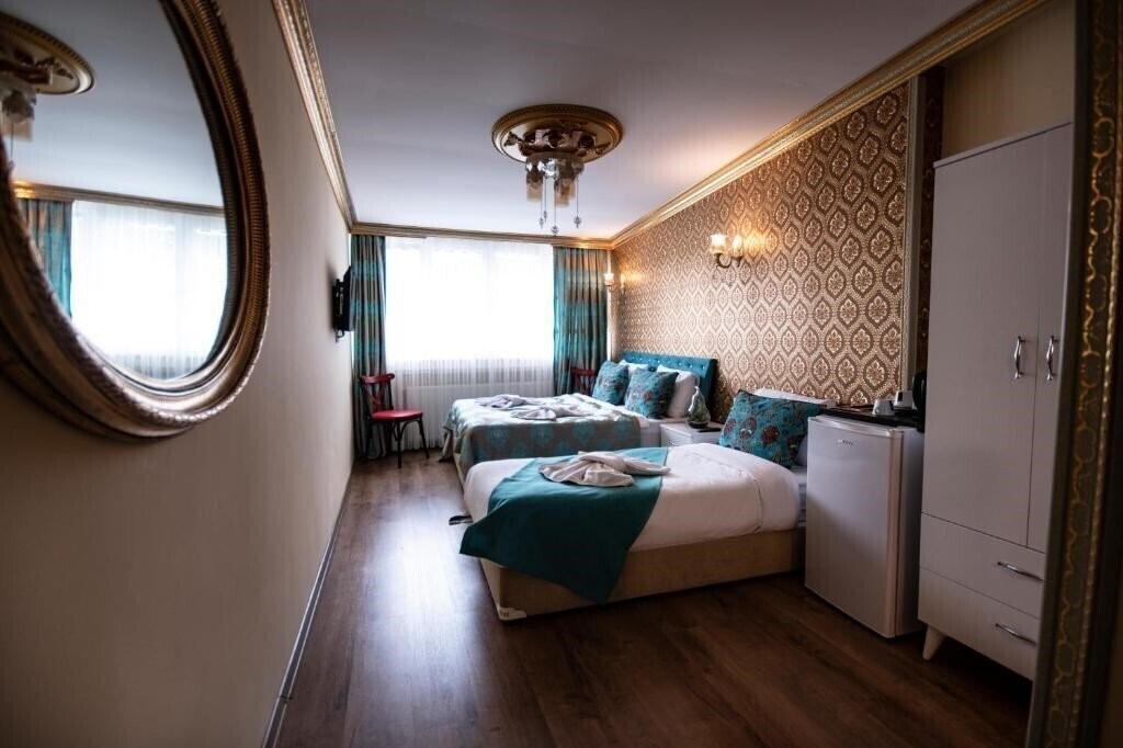 Фотографія Paris Garden Hotel Istanbul (ex. Sultani) 3*