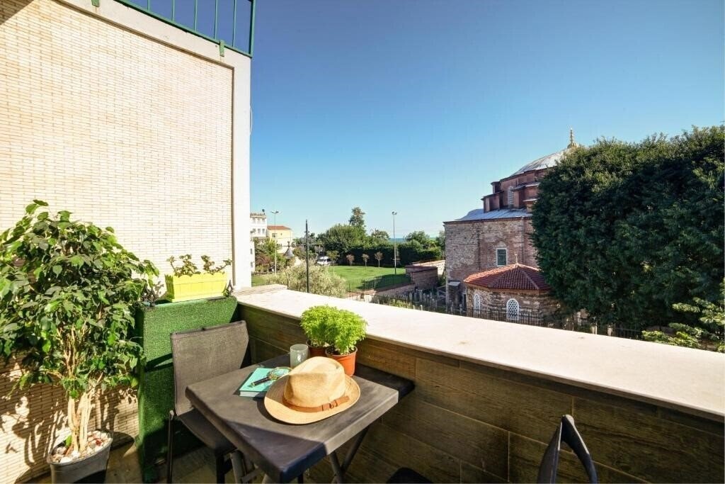 Hotel Elite Aparts By Mk 3*