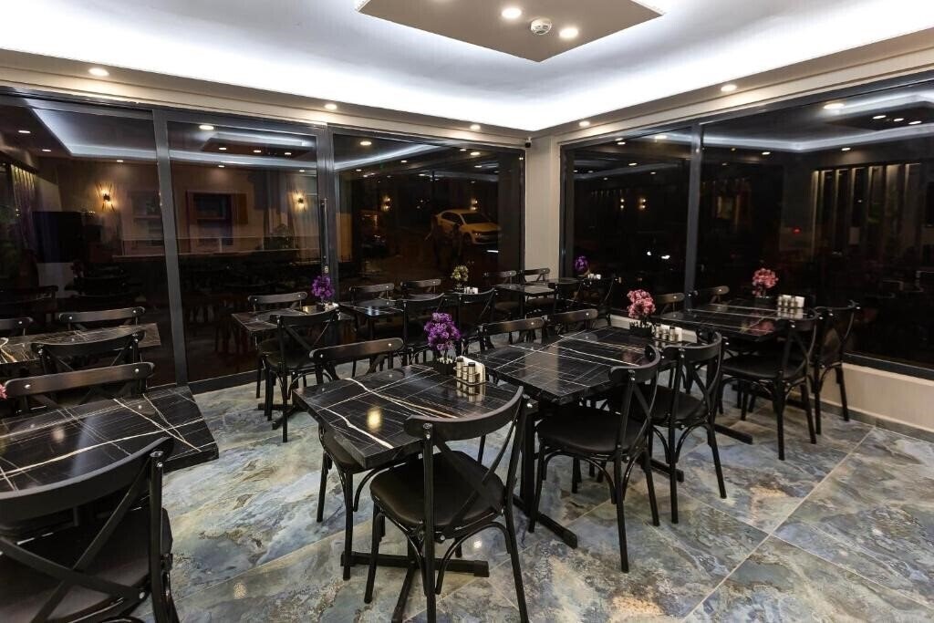 Фотография Ria Suites 4*