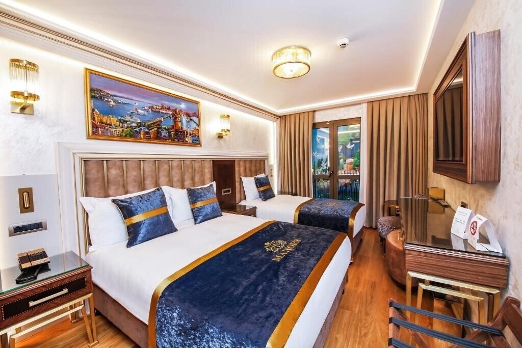 Фото Manors Hotel 4*