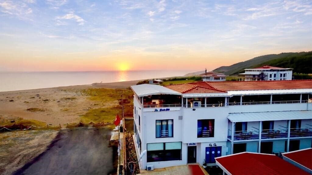 Zdjęcie Yalikoy Deniz Otel 3*