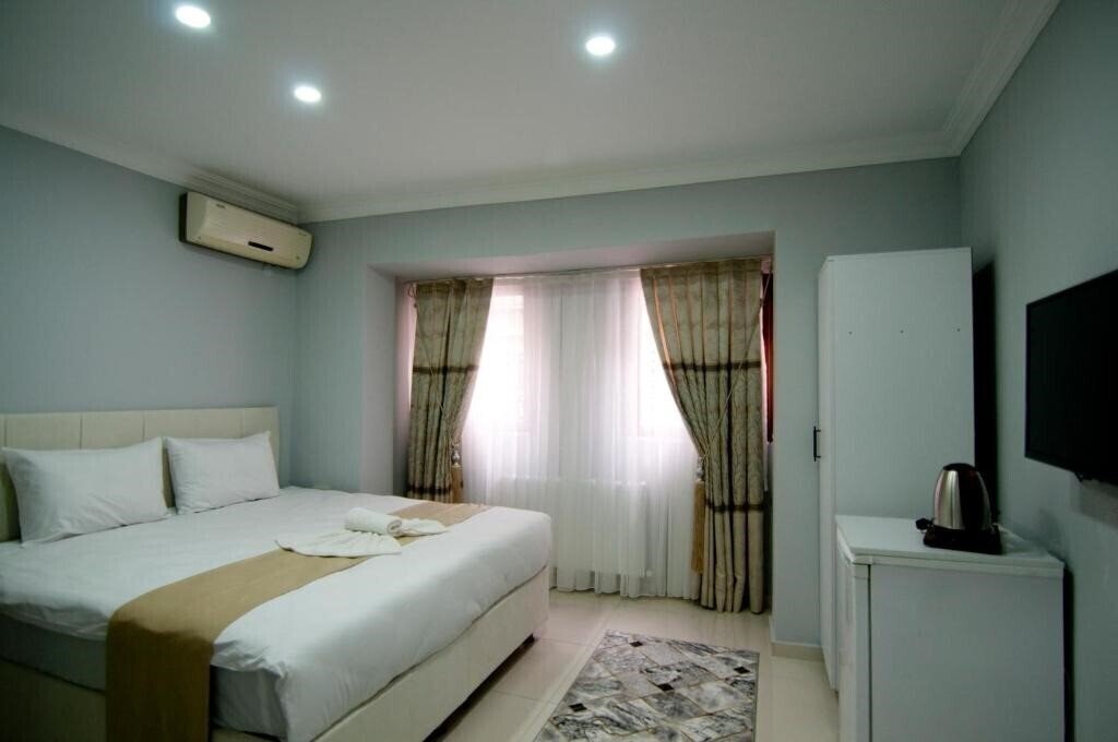 Hotel Istanbul Palace Hotel 2*