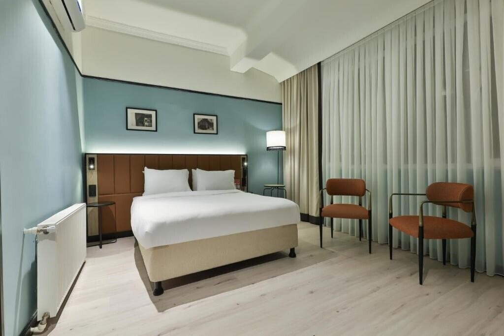 Hotel EA Exclusive Hotel 4*