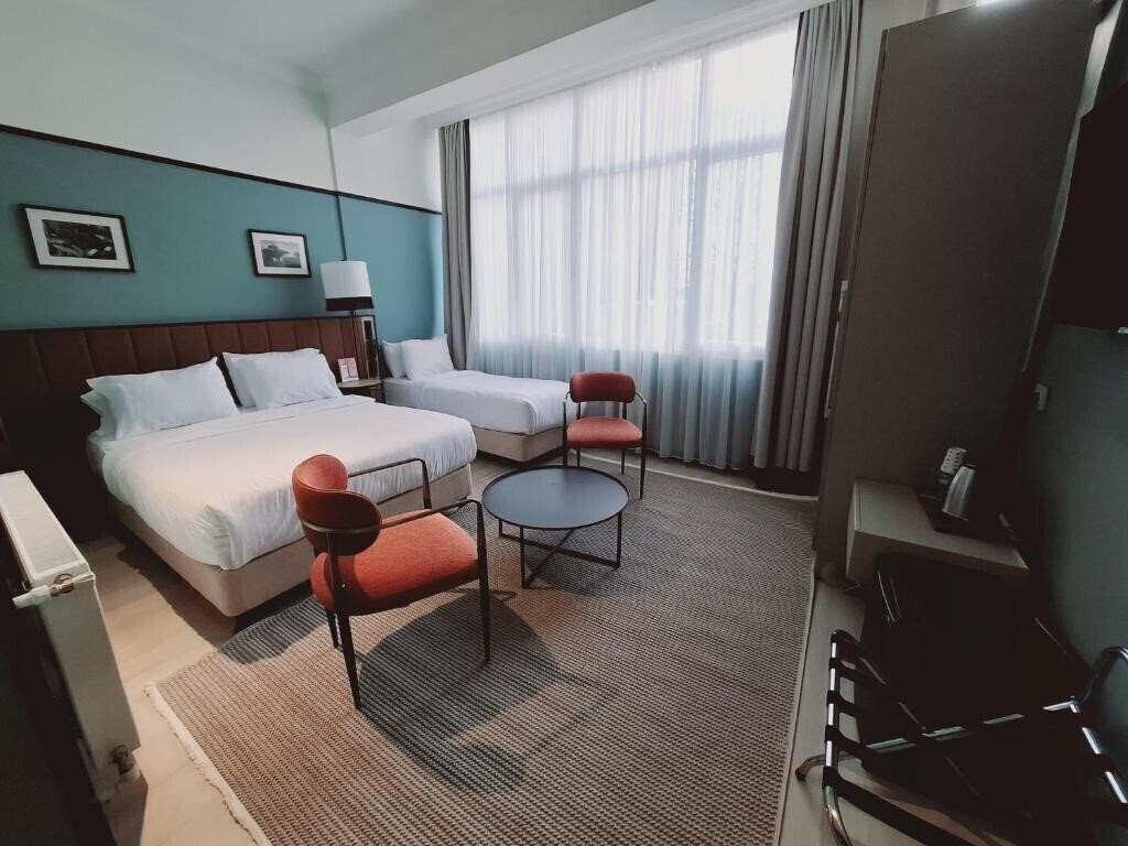 Zdjęcie EA Exclusive Hotel 4*