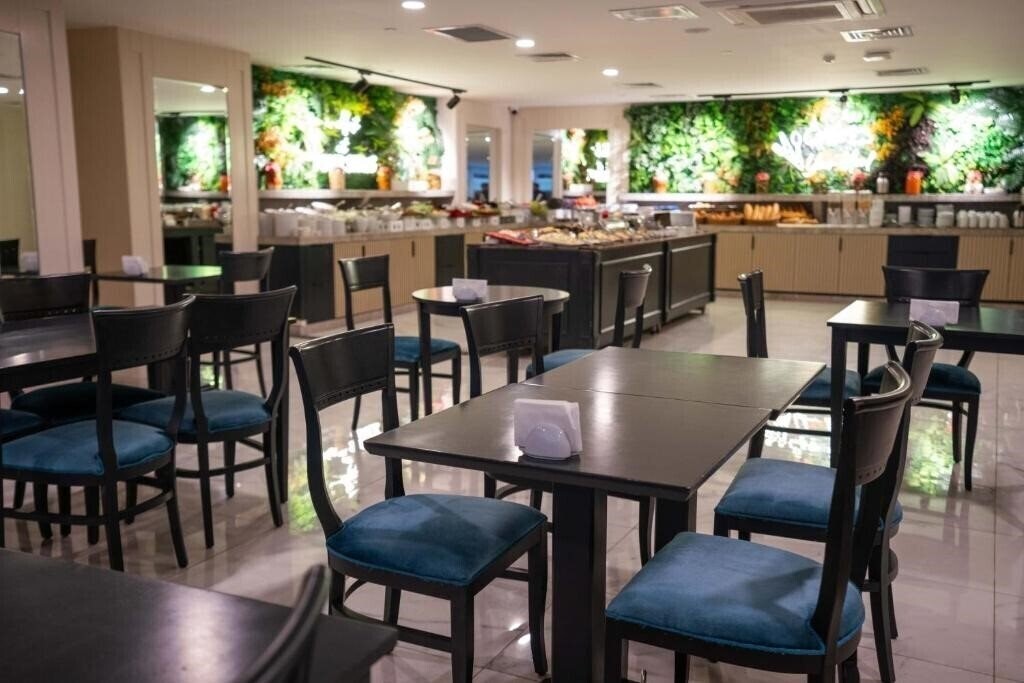 Zdjęcia Four Sides Lion Hotel Taksim (ex. Four Sides Lion Taksim Hotel & SPA, Lion Hotel) 4*