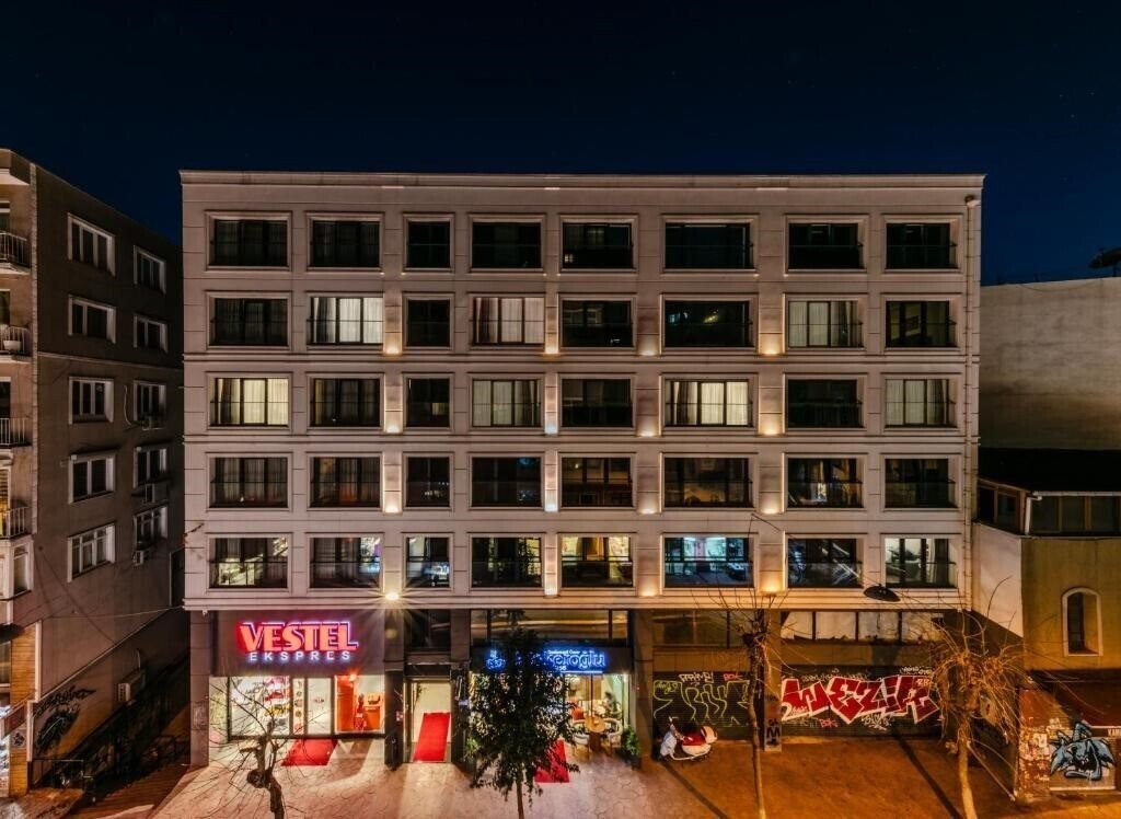 Zdjęcia Roys Hotel & Suites 4*