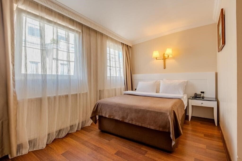 Zdjęcie Peak Star Hotel (ex. Eterno) 3*