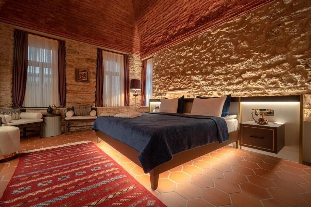 Отель Han 1772 Hotel 5*