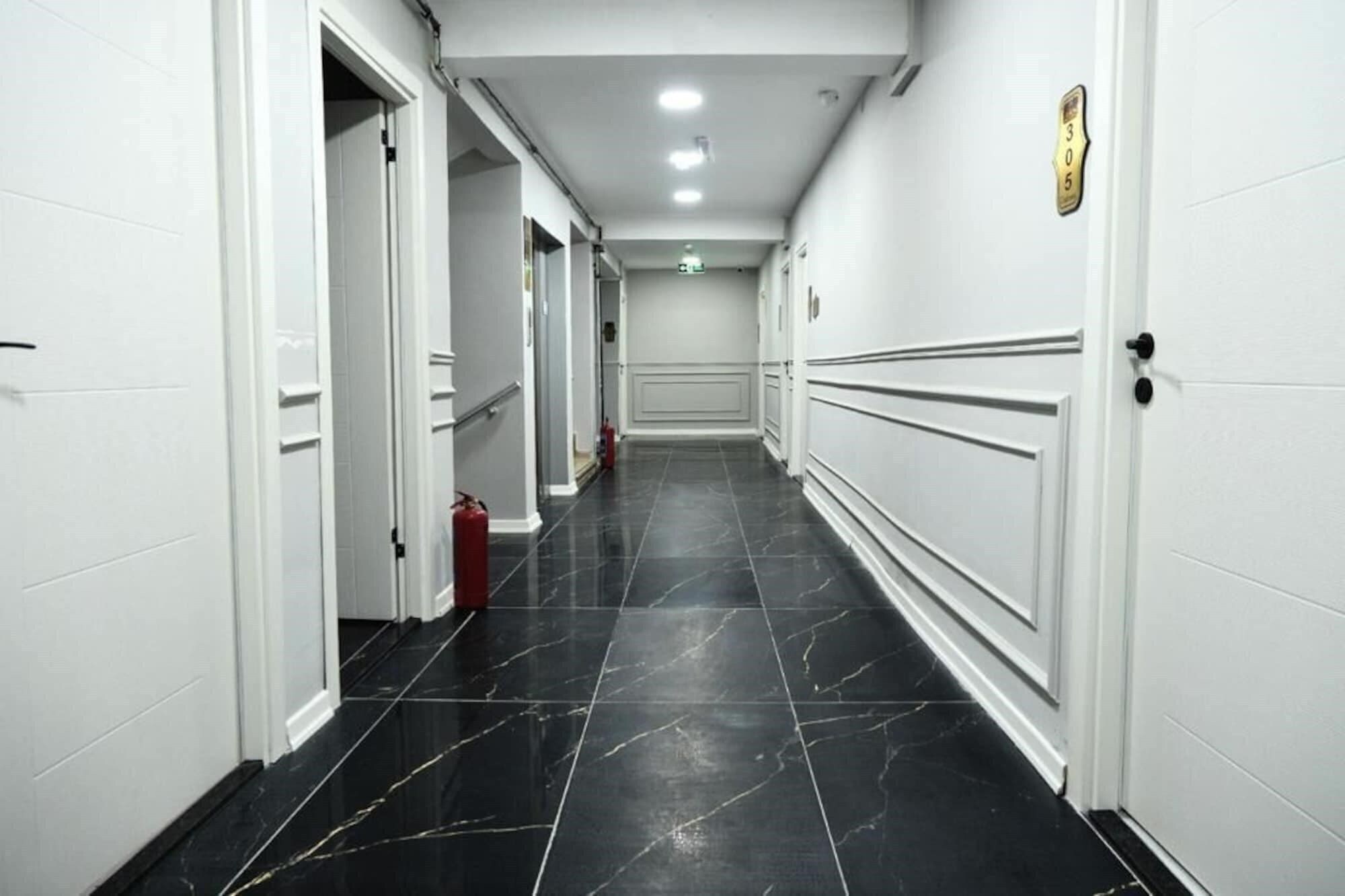 Zdjęcie Liza Suit Hotel 4*