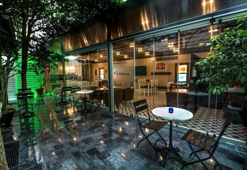 Фото Mezzo Hotel (ex. Mezzootel) 1*