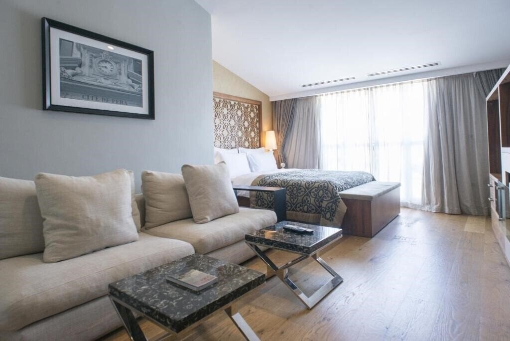 Готель Taksim Prelude Hotel (ex. Stories Hotel Karakol) 3*