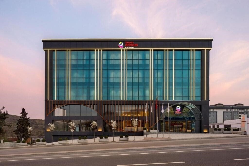 Hotel Ramada Encore by Wyndham Istanbul Arnavutkoy (ex. Istanbul Airport) 4*