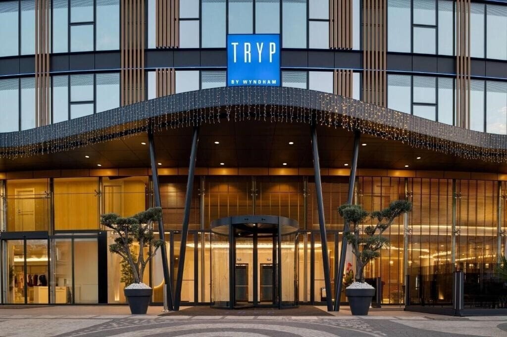 Zdjęcia Tryp by Wyndham Istanbul Beyoglu (ex. Tryp by Wyndham Istanbul Dolapdere) 4*