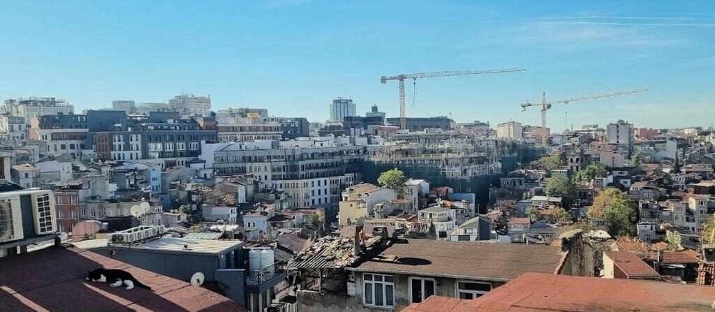 Hotel Taksim Larissa Hotel 4*