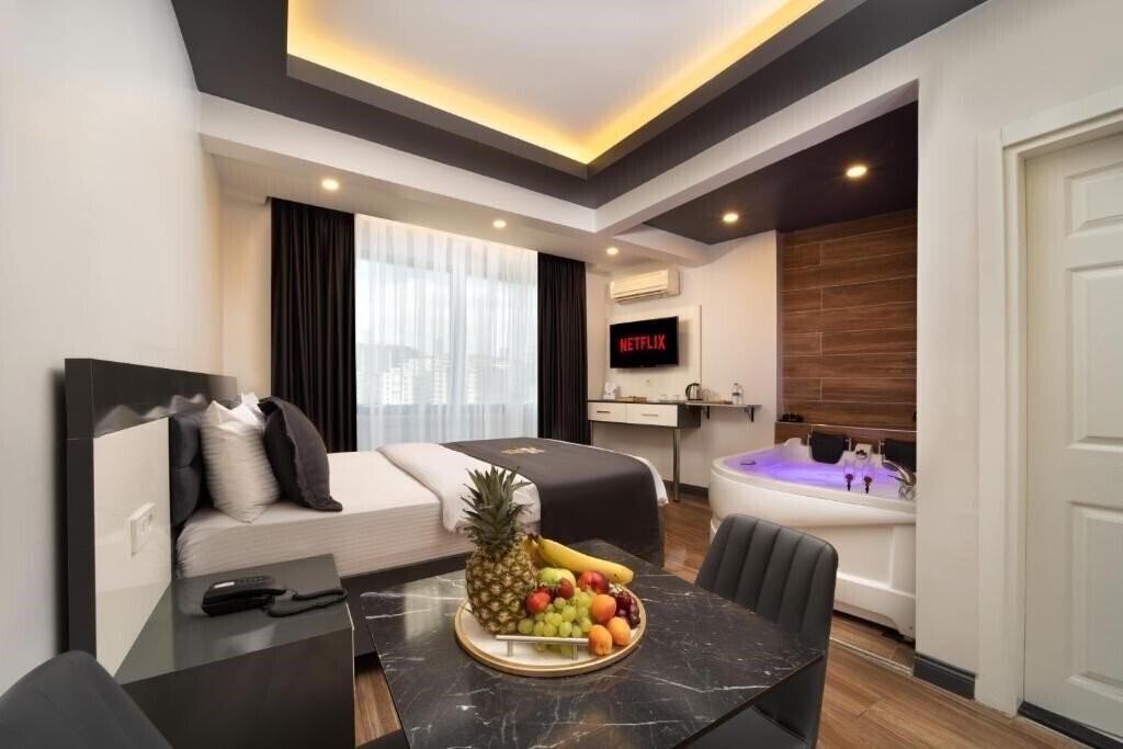 Hotel Bakirkoy Zeugma Suit Otel 4*