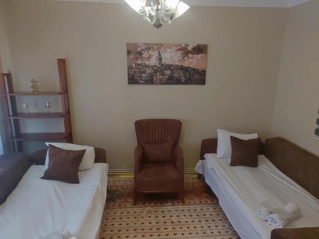 Картинка Hotel Antique 2*