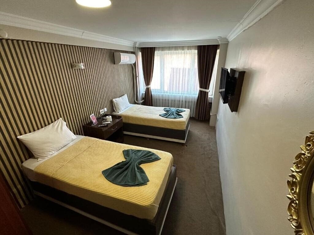 Фотографія Hotel Metropol (ex. Metropol Hotel) 3*