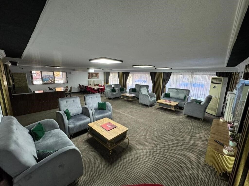 Фото Hotel Metropol 3*