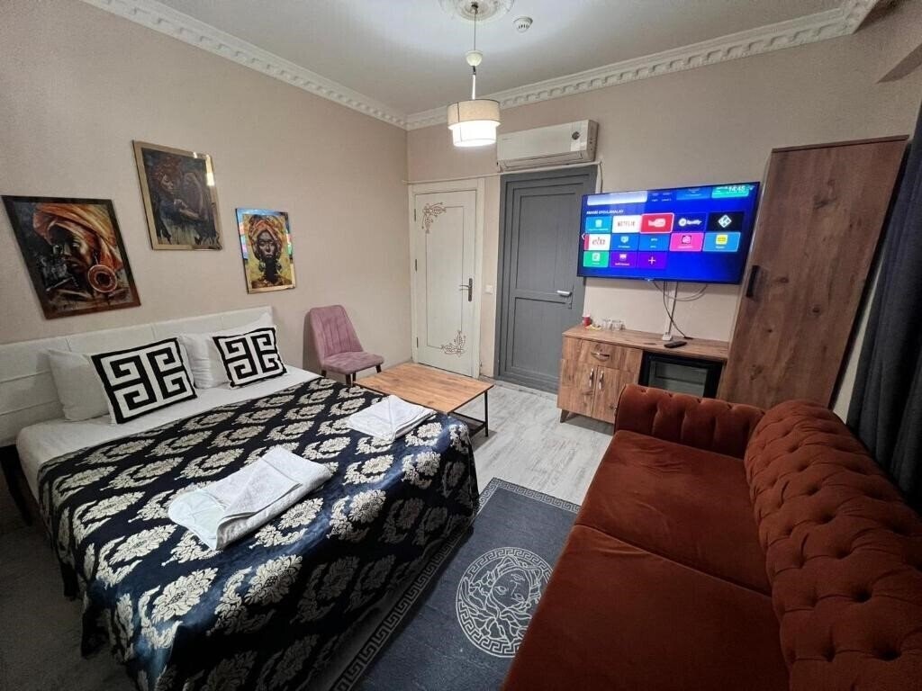 Obraz Royal Suit Hotel (ex. Royal Hotel) 3*