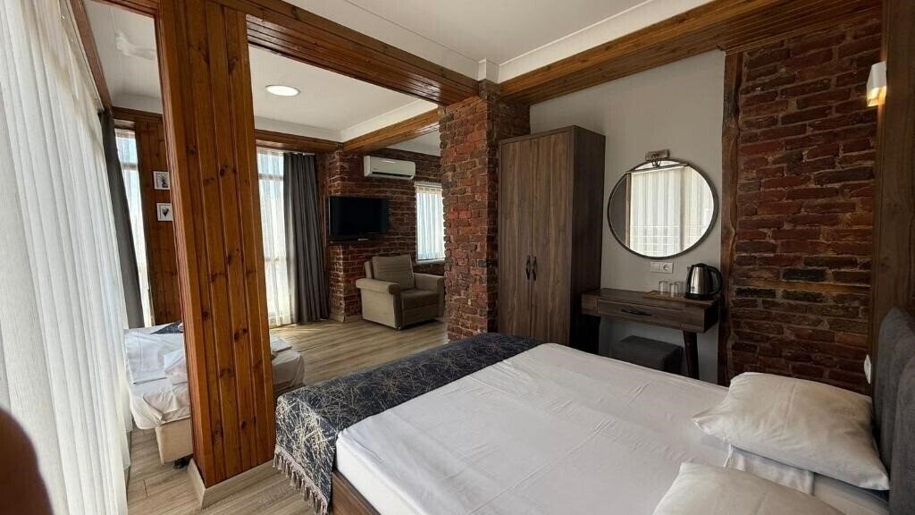 Фото Han Suite Hotel 3*