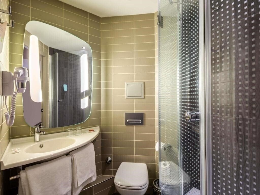 Zdjęcie Ibis Istanbul West 3*