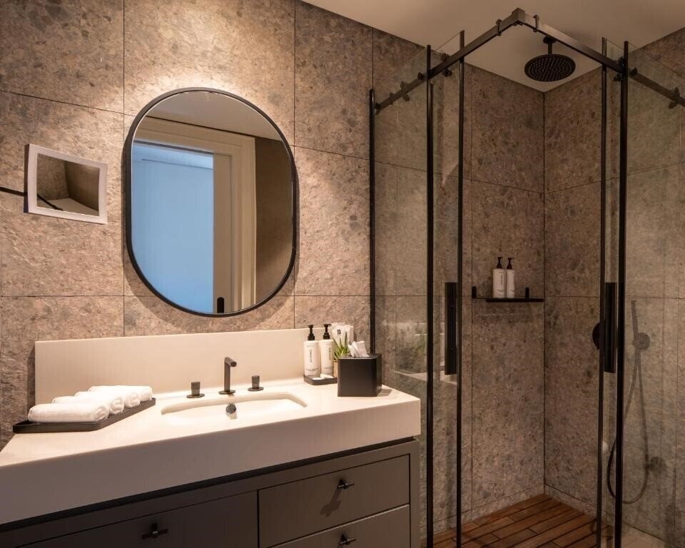 Фотография Hovagimyan Hotel and Suites Special Category 4*